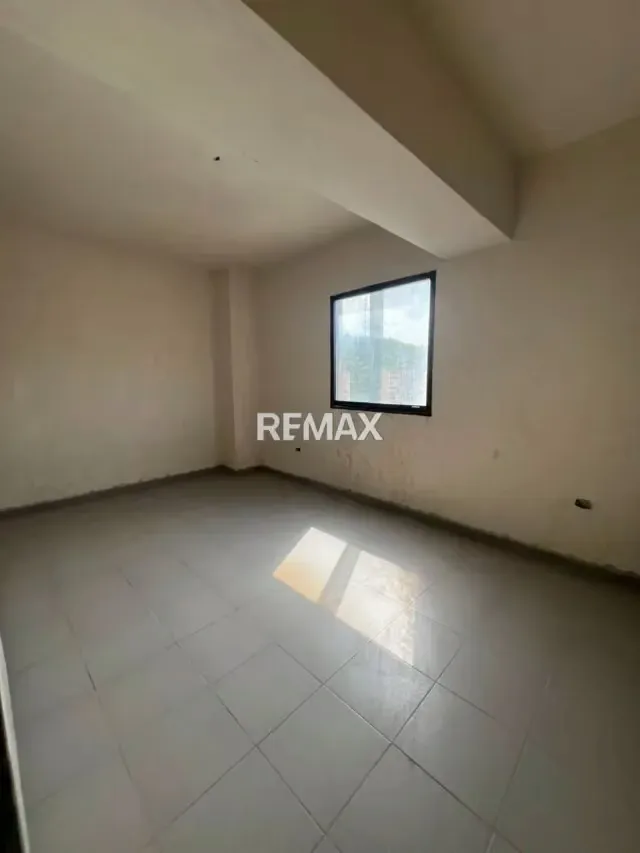 EN VENTA APARTAMENTO EN OBRA BLANCA EN EL CENTRO DE MARACAY. - 8