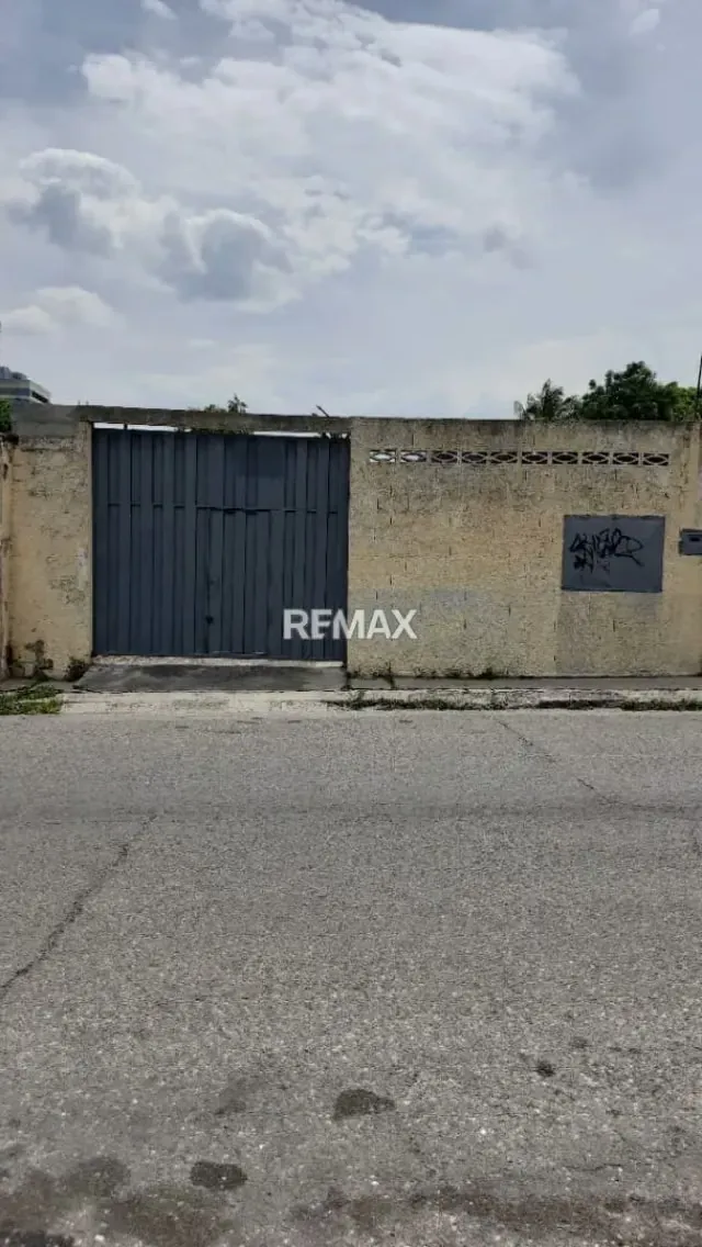 En alquiler terreno para taller mecánico, autolavado. - 2