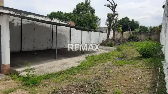 En alquiler terreno para taller mecánico, autolavado. - 7
