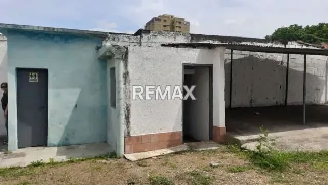 En alquiler terreno para taller mecánico, autolavado. - 10