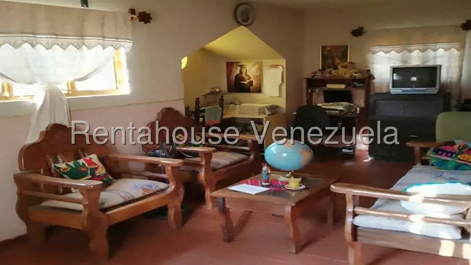 Casa (Duplex) en Venta en La Sabanita, Trujillo - 10