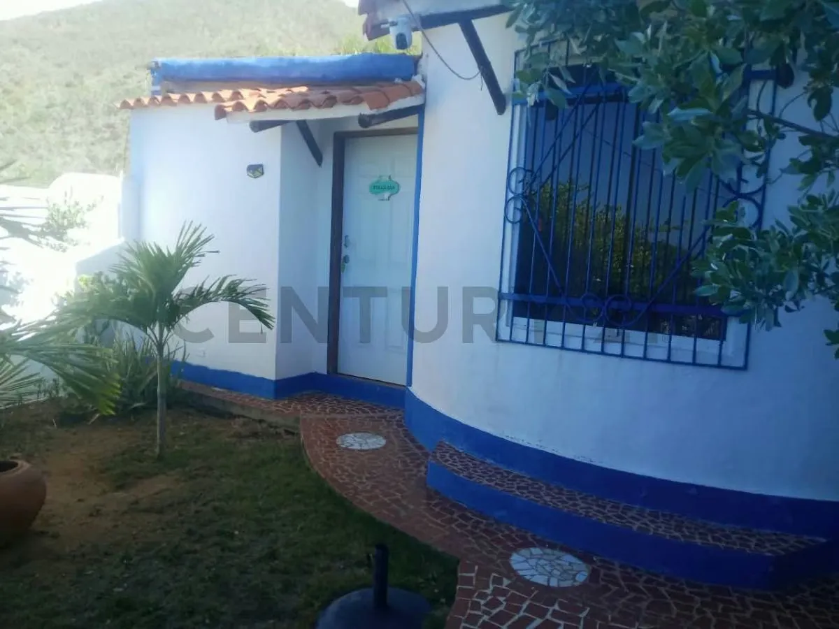 BELLA CASA TIPO CAMPESTRE CON VISTA AL MAR EN EL CARDON, ISLA DE MARGARITA - 7
