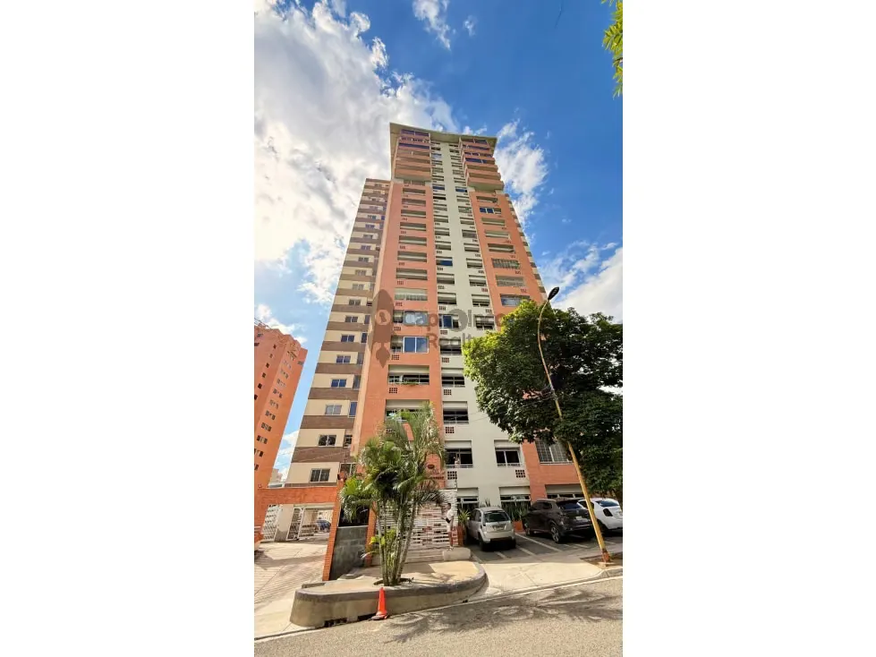 Apartamento con planta 100% y pozo. En Las Chimeneas TCL A 10232432