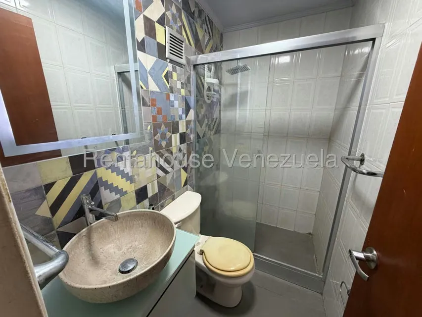 Apartamento (1 Nivel) en Venta en Los Samanes, Distrito Metropolitano - 11