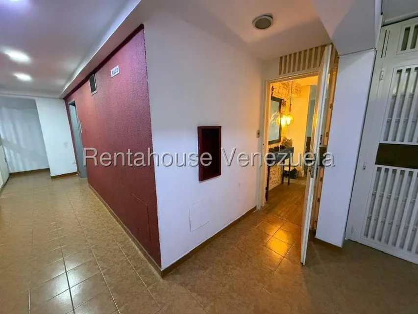 Apartamento (1 Nivel) en Venta en Los Samanes, Distrito Metropolitano - 17