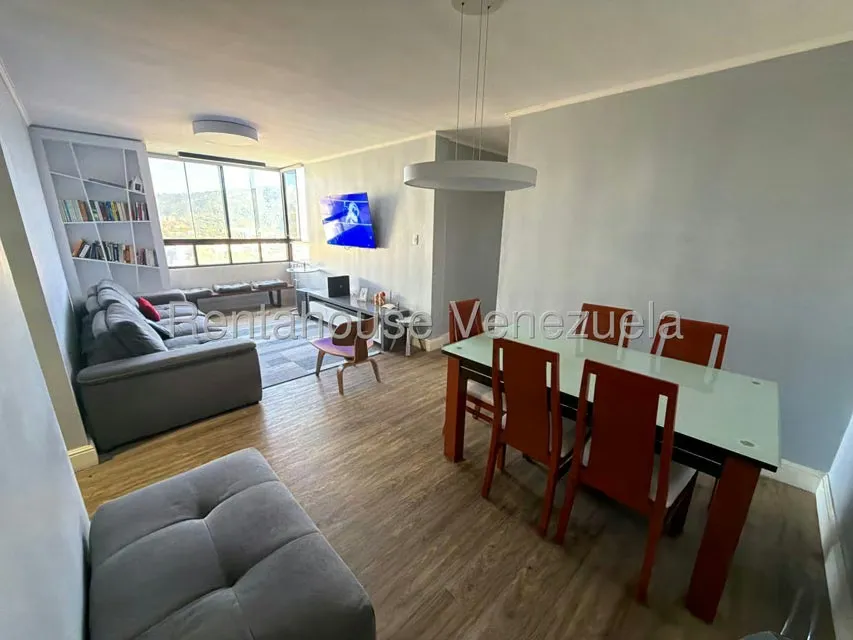 Apartamento (1 Nivel) en Venta en Los Samanes, Distrito Metropolitano - 4