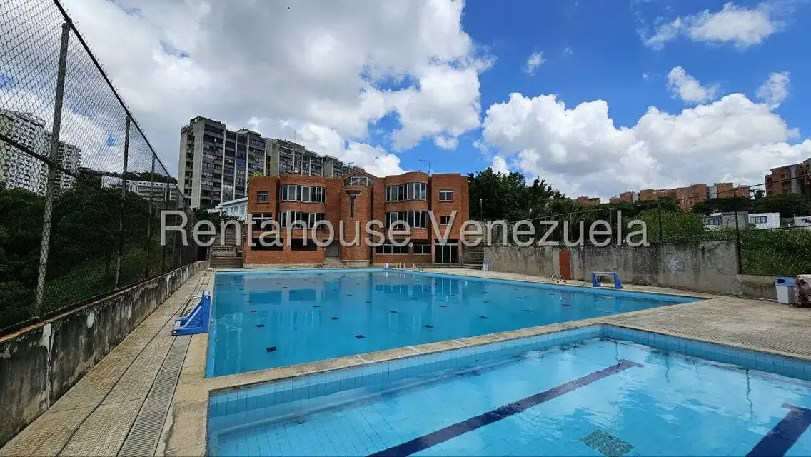 Casa (Multipes Niveles) en Venta en Los Samanes, Distrito Metropolitano - 17