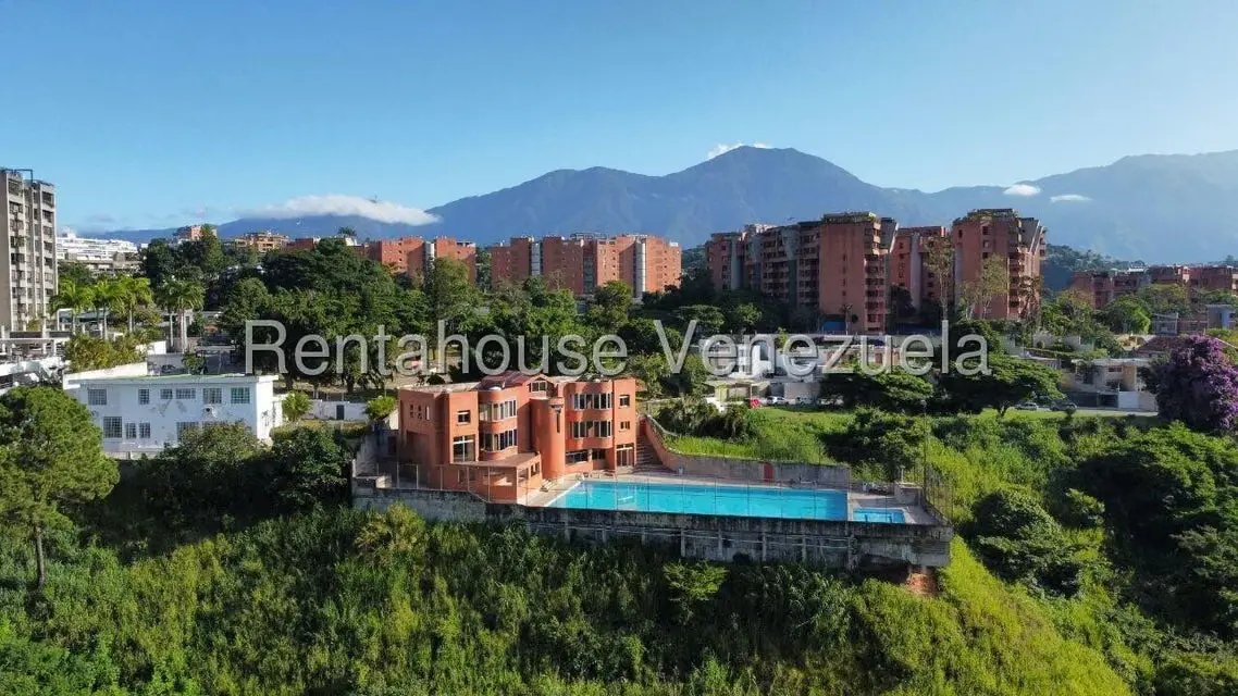Casa (Multipes Niveles) en Venta en Los Samanes, Distrito Metropolitano - 3