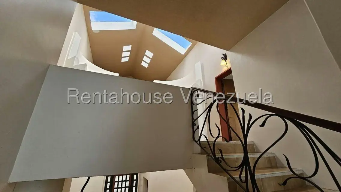 Casa (Multipes Niveles) en Venta en Los Samanes, Distrito Metropolitano - 32