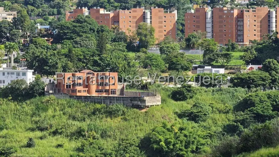 Casa (Multipes Niveles) en Venta en Los Samanes, Distrito Metropolitano - 53