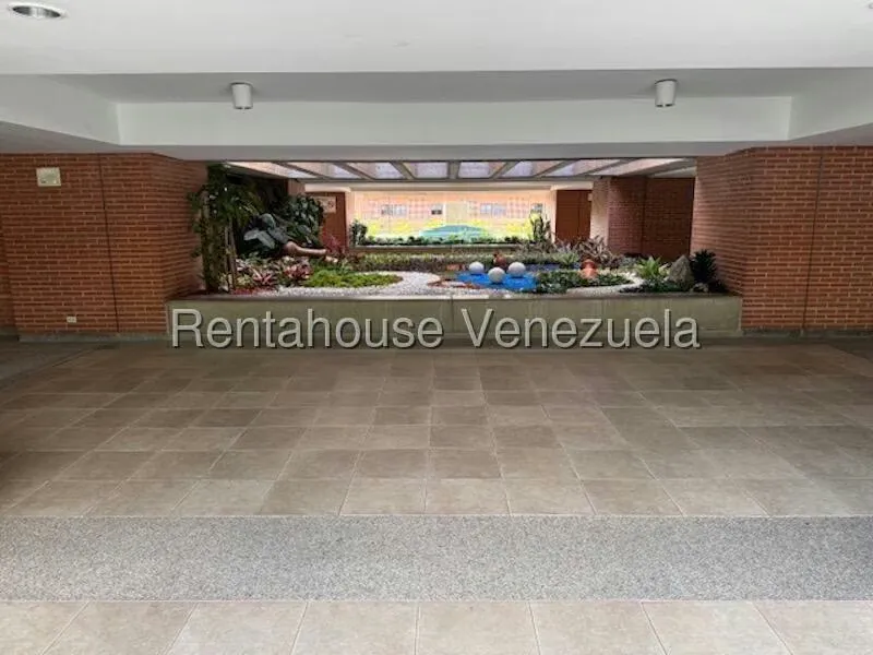 Apartamento (1 Nivel) en Alquiler en La Boyera, Distrito Metropolitano - 14