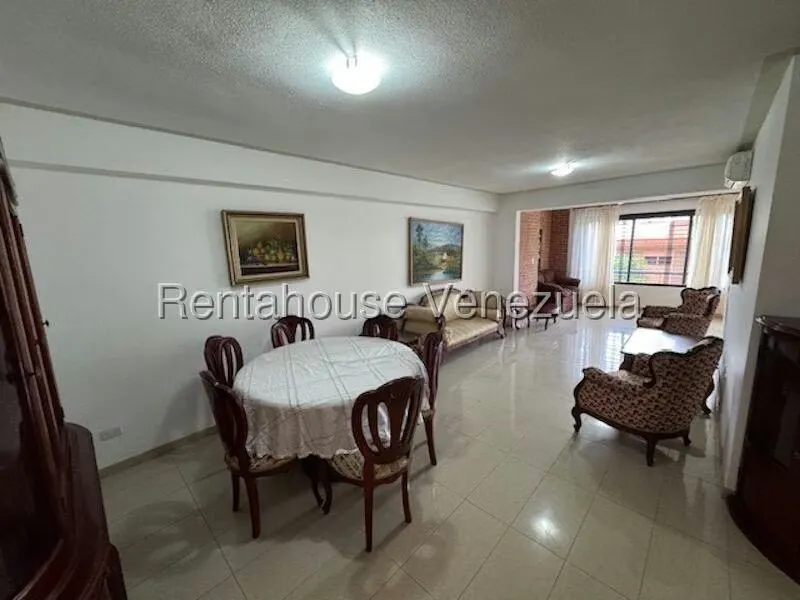Apartamento (1 Nivel) en Alquiler en La Boyera, Distrito Metropolitano - 3