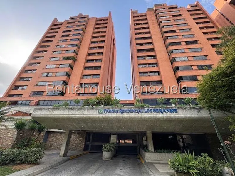 Apartamento (1 Nivel) en Alquiler en La Boyera, Distrito Metropolitano - 40
