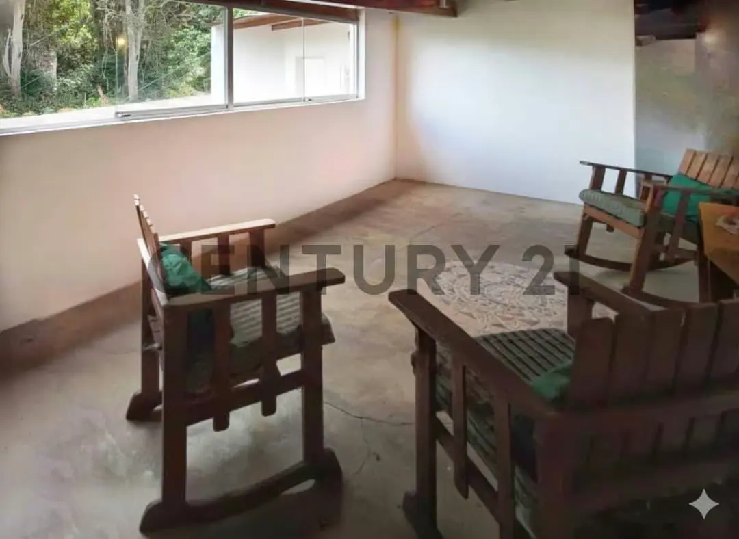Quinta en Venta. Colinas de San Antonio de Los Altos. Am - 5