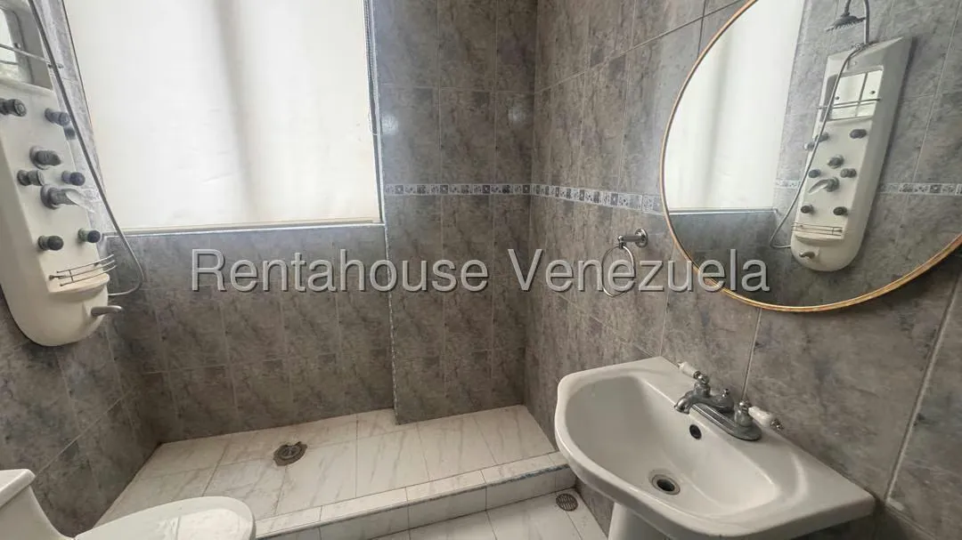 Apartamento (1 Nivel) en Venta en Chacao, Distrito Metropolitano - 24