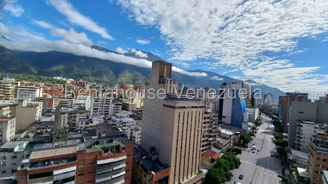 Apartamento (1 Nivel) en Venta en Chacao, Distrito Metropolitano - 36
