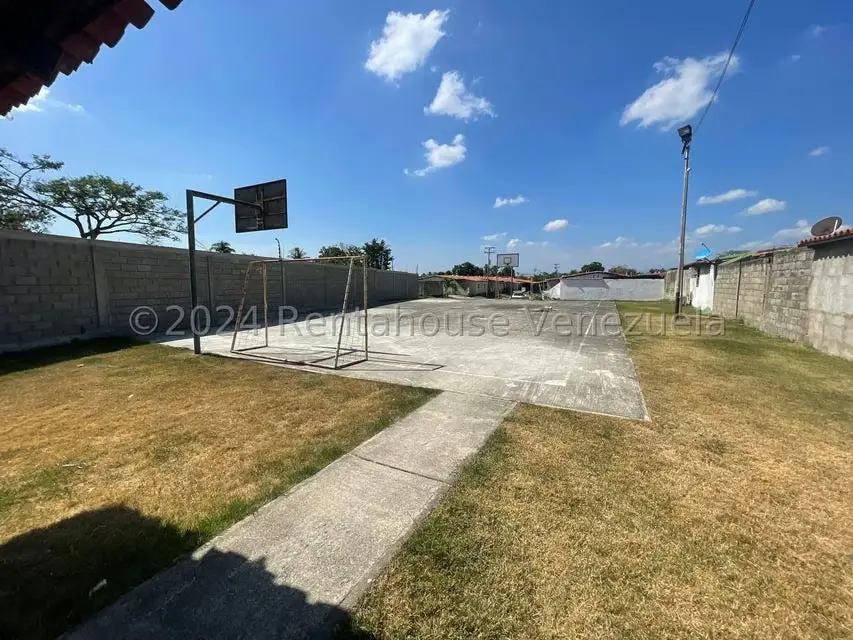 Casa (1 Nivel) en Venta en Simon Planas, Lara - 28