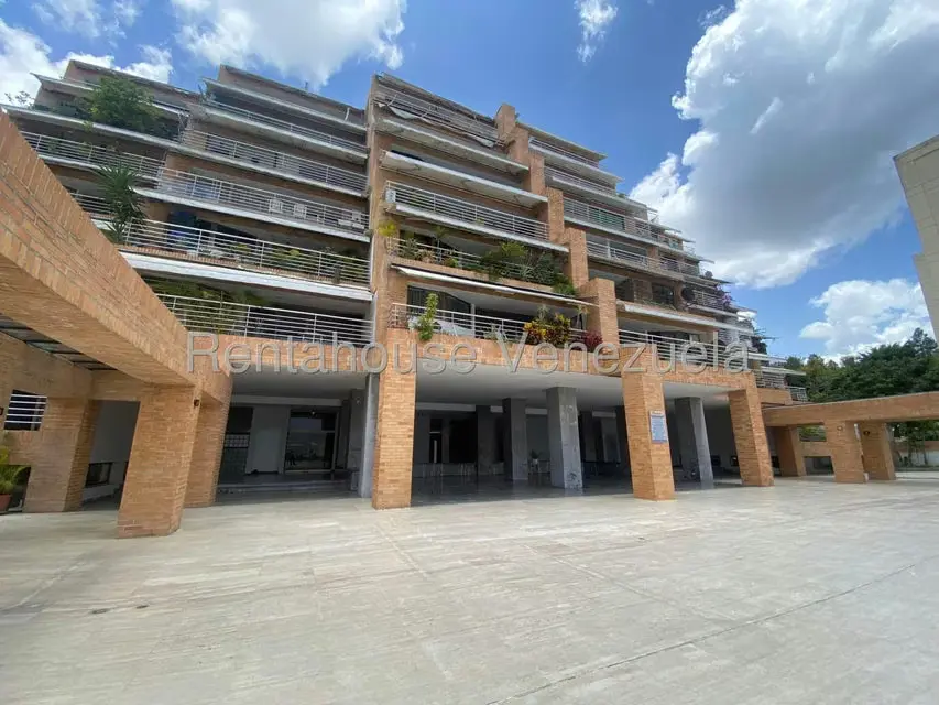 Apartamento (1 Nivel) en Venta en Los Samanes, Distrito Metropolitano - 2