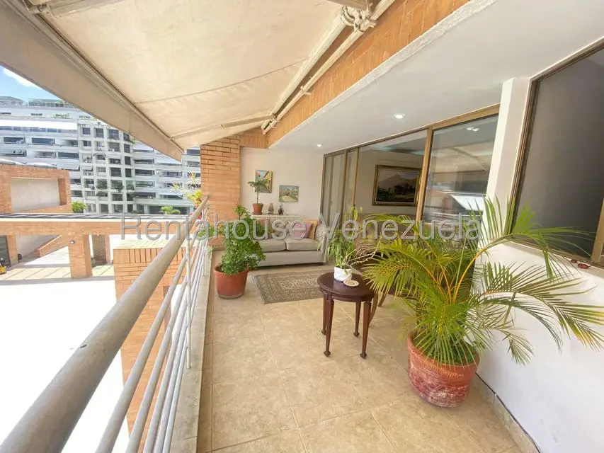 Apartamento (1 Nivel) en Venta en Los Samanes, Distrito Metropolitano - 9