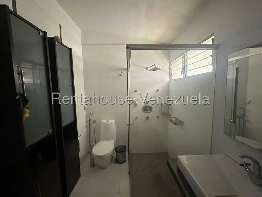Casa (Duplex) en Venta en Colinas de Bello Monte, Distrito Metropolitano - 25