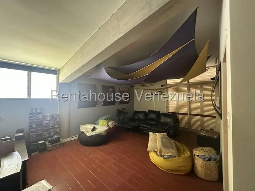 Casa (Duplex) en Venta en Colinas de Bello Monte, Distrito Metropolitano - 28