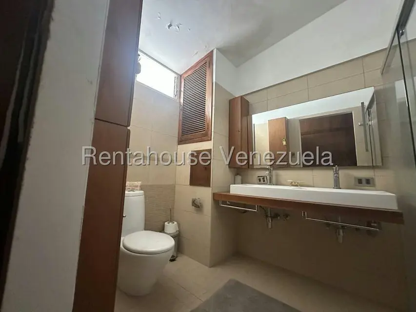 Casa (Duplex) en Venta en Colinas de Bello Monte, Distrito Metropolitano - 32