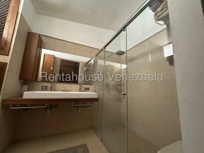 Casa (Duplex) en Venta en Colinas de Bello Monte, Distrito Metropolitano - 33