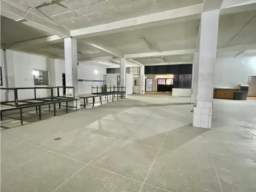 Se vende galpón 850 m2 Piedra Azul - 7
