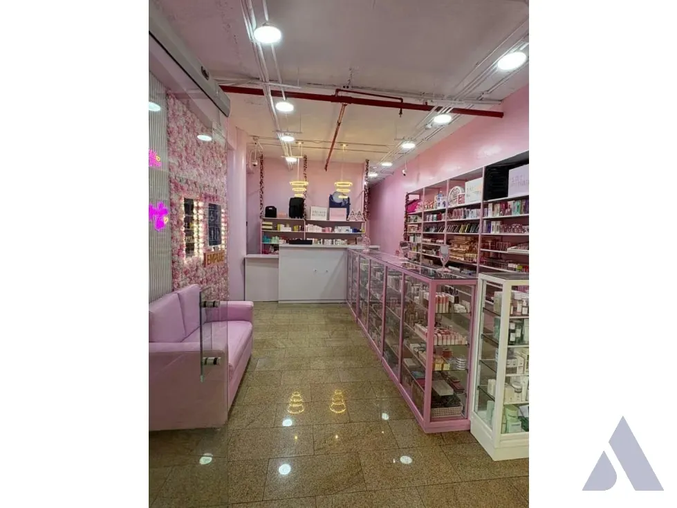 Se alquila local comercial 66m2 C.C San Ignacio La Castellana 4529 - 4