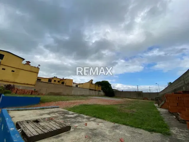 En alquiler terreno de 2000mts2 ideal para taller en cabudare zona Piedad Norte - 5