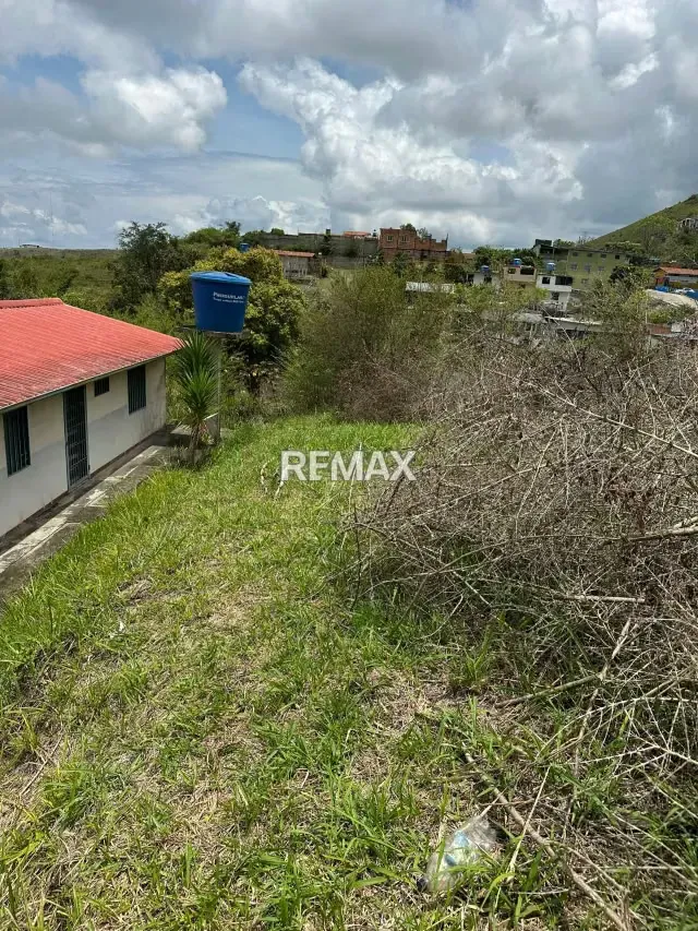 TERRENO EN VENTA EN LA LAJA - 2