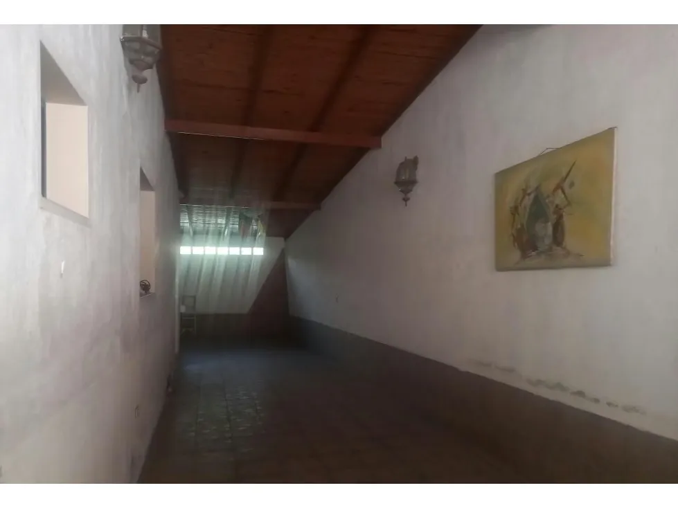 CASA LOS TEQUES URB SAN OMERO 300 M2, 4 HAB, 2 BAÑOS Y 3 P/E - 3