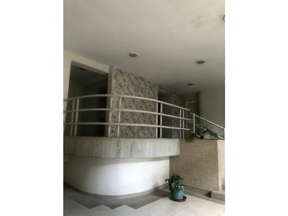 Alquilo apartamento 86m2 Chacao 8031