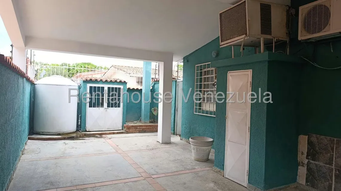 Casa (1 Nivel) en Venta en Trigal Norte, Carabobo - 38