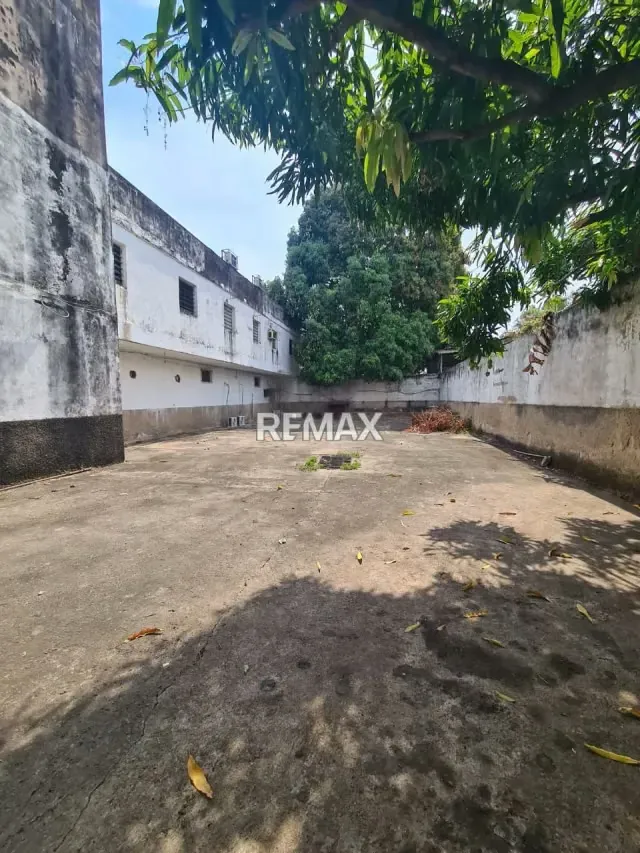 En Venta Edificio Palmierí Guigue - 8
