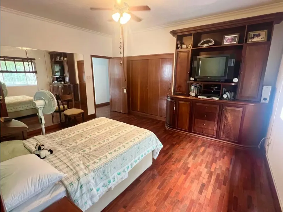 En Venta Casa en Valle Arriba. Baruta - Caracas - 27