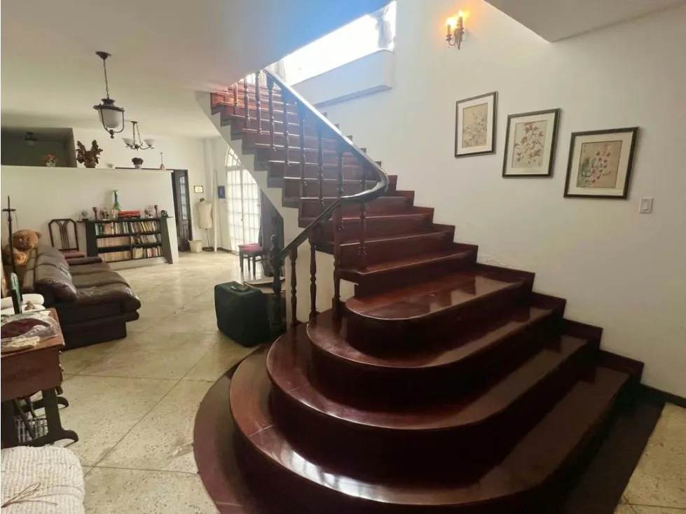 En Venta Casa en Valle Arriba. Baruta - Caracas - 34