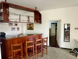 Vista 44