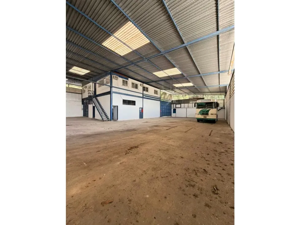 Venta de 8 Galpones en Filas de Mariche - 23