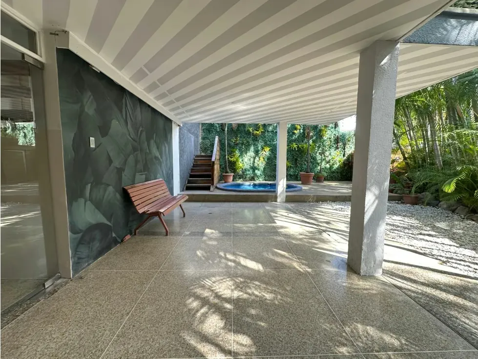 Se Alquila Local Comercial 25m² Altamira - 2
