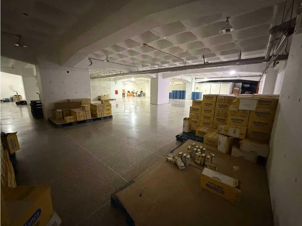 Se vende Local Comercial 800 m2 PB San Martin - 10