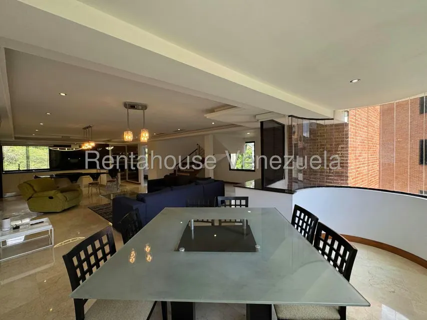 Apartamento (Penthouse) en Alquiler en La Alameda, Distrito Metropolitano - 3
