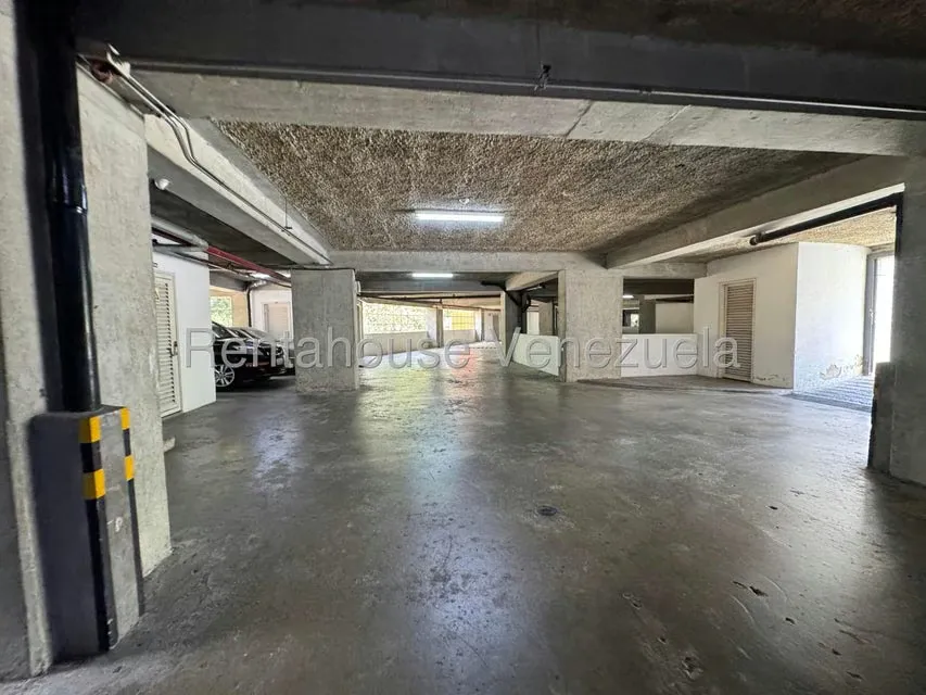 Apartamento (Penthouse) en Alquiler en La Alameda, Distrito Metropolitano - 24