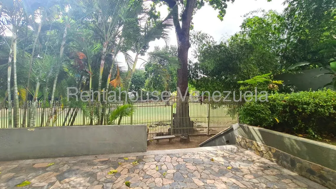 Apartamento (1 Nivel) en Alquiler en Campo Alegre, Distrito Metropolitano - 15
