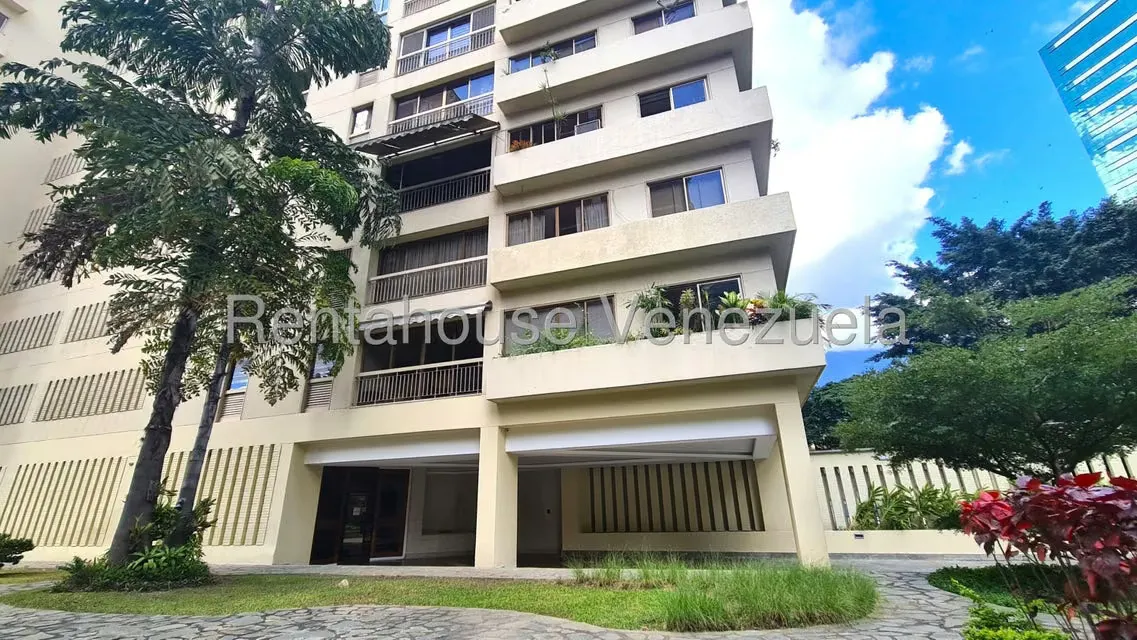 Apartamento (1 Nivel) en Alquiler en Campo Alegre, Distrito Metropolitano - 17
