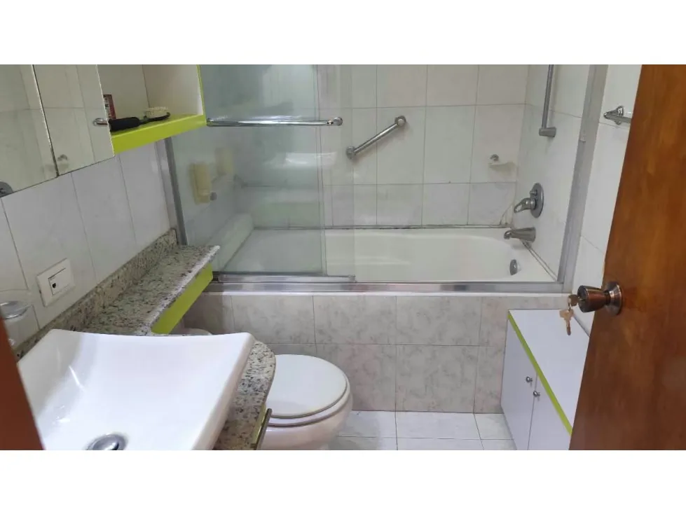 Se alquila apartamento 86m2 Escampadero 8465 - 8
