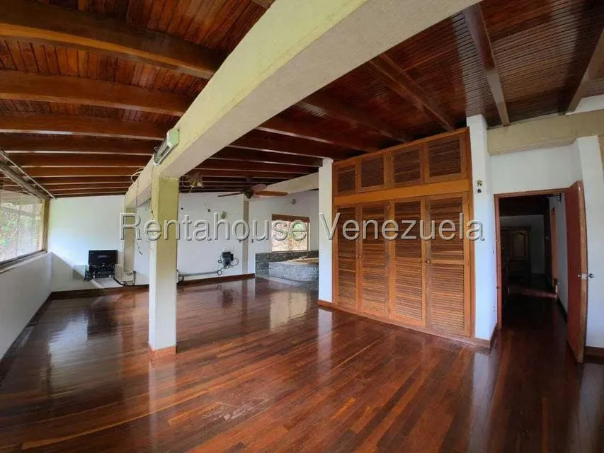 Casa (Duplex) en Alquiler en Oripoto, Distrito Metropolitano - 28