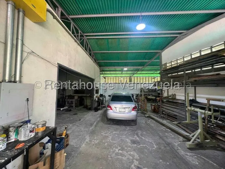 Casa (Duplex) en Alquiler en Oripoto, Distrito Metropolitano - 37