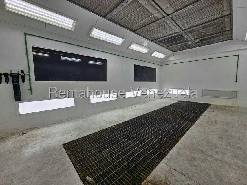 Casa (Duplex) en Alquiler en Oripoto, Distrito Metropolitano - 42