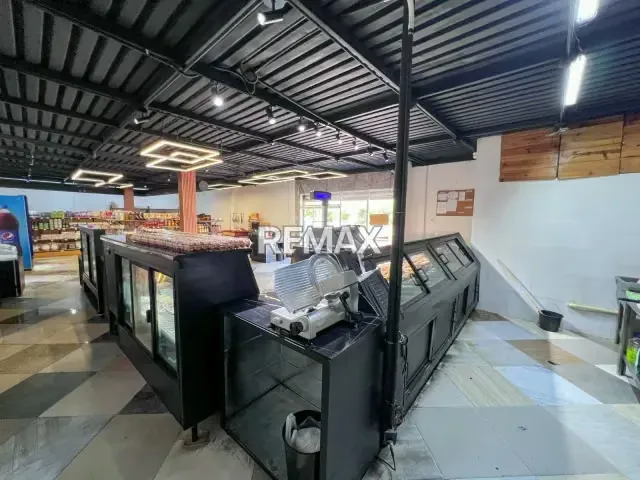 Negocio en venta operativo para carniceria en Bella Vista, Maracaibo - 2